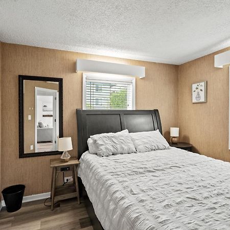 Peach Street Super Suite Medford Exterior foto